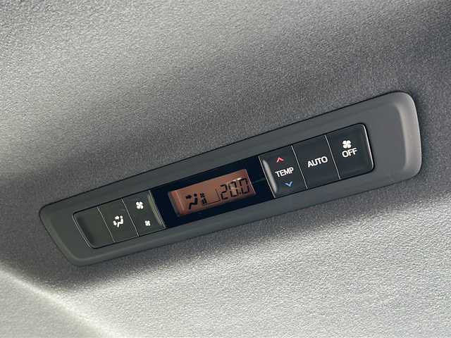 トヨタ ヴォクシー ZS 煌Ⅲ 三重県 2020(令2)年 4.1万km ブラック 純正10型ナビ /バックカメラ /両側パワースライドドア/ビルトインETC2.0/前後コーナーセンサー /前方ドライブレコーダー/USB給電 /クルーズコントロール /レーンキープアシスト/衝突軽減ブレーキ/ハーフレザーシート/LEDヘッドライト/オートハイビーム /オートライト/革巻きステアリング/ステアリングスイッチ/純正フロアマット /電動格納ミラー/禁煙車