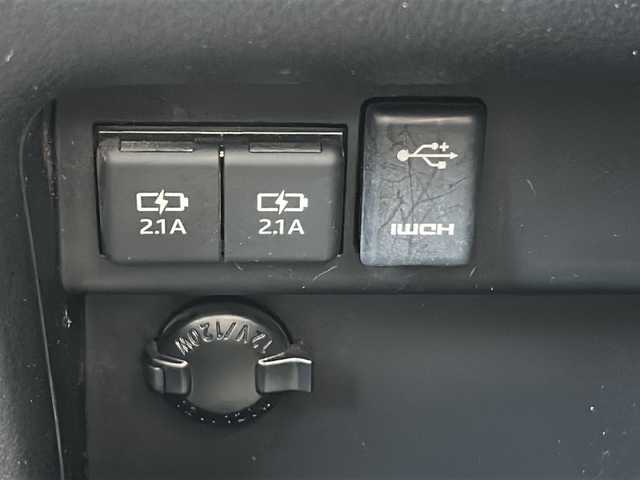 トヨタ ヴォクシー ZS 煌Ⅲ 三重県 2020(令2)年 4.1万km ブラック 純正10型ナビ /バックカメラ /両側パワースライドドア/ビルトインETC2.0/前後コーナーセンサー /前方ドライブレコーダー/USB給電 /クルーズコントロール /レーンキープアシスト/衝突軽減ブレーキ/ハーフレザーシート/LEDヘッドライト/オートハイビーム /オートライト/革巻きステアリング/ステアリングスイッチ/純正フロアマット /電動格納ミラー/禁煙車