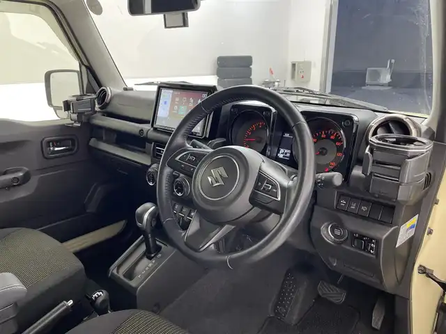 スズキ ジムニー XC 福島県 2020(令2)年 4万km シフォンアイボリーM 9型ナビ/CD/DVD/Bluetooth/フルセグテレビ/バックカメラ/セーフティサポート/・デュアルセンサーブレーキ/・誤発進抑制機能/・車線逸脱警報機能/・ふらつき警報機能/・先行車発進お知らせ機能/・標識認識機能/・ハイビーム/クルーズコントロール/LEDヘッドライト/オートライト/D/N席シートヒーター /ETC/プッシュスタート /スペアキー/スマートキー/ドライブレコーダー