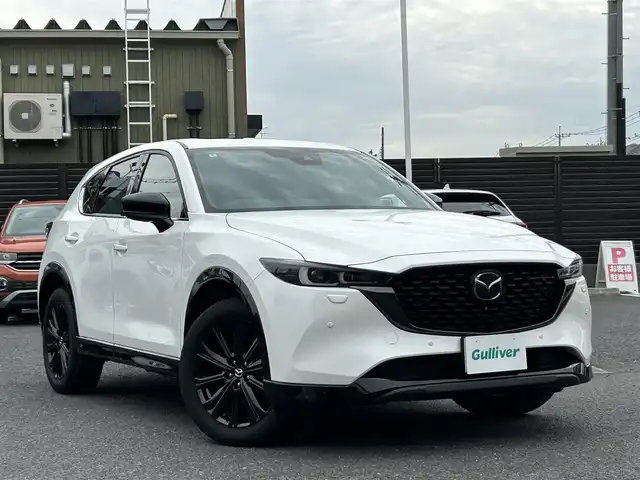 マツダ ＣＸ－５ XD スポーツアピアランス 埼玉県 2022(令4)年 2.5万km スノーフレイクホワイトパールマイカ 純正ナビ（Ｂｌｕｅｔｏｏｔｈ、フルセグＴＶ）/全方位カメラ/ＥＴＣ/電動リアゲート/４ＷＤ/ＵＳＢ入力端子/全席シートヒーター/Ｄ＋Ｎ席パワーシート/サンルーフ/純正フロアマット/純正アルミ/ＬＥＤヘッド/Qi置くだけ充電/ステアリングヒーター/BOSEスピーカー/プッシュスタート/アイドリングストップ/追従走行有クルコン/オートエアコン/スマートキー/横滑り防止装置/前後コーナーセンサー/オートライト/盗難防止装置/レーンキープアシスト/ダブルエアバッグ/衝突被害軽減システム