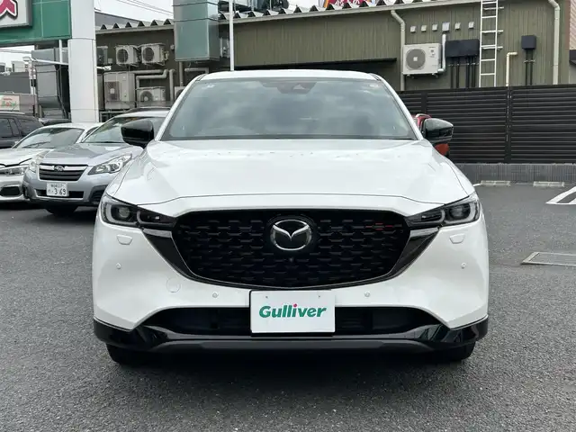 マツダ ＣＸ－５ XD スポーツアピアランス 埼玉県 2022(令4)年 2.5万km スノーフレイクホワイトパールマイカ 純正ナビ（Ｂｌｕｅｔｏｏｔｈ、フルセグＴＶ）/全方位カメラ/ＥＴＣ/電動リアゲート/４ＷＤ/ＵＳＢ入力端子/全席シートヒーター/Ｄ＋Ｎ席パワーシート/サンルーフ/純正フロアマット/純正アルミ/ＬＥＤヘッド/Qi置くだけ充電/ステアリングヒーター/BOSEスピーカー/プッシュスタート/アイドリングストップ/追従走行有クルコン/オートエアコン/スマートキー/横滑り防止装置/前後コーナーセンサー/オートライト/盗難防止装置/レーンキープアシスト/ダブルエアバッグ/衝突被害軽減システム