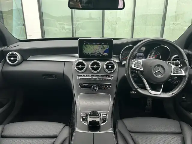 メルセデス・ベンツ Ｃ２００ アバンギャルド AMGライン 香川県 2017(平29)年 2.1万km 黒 ワンオーナー/純正SDナビ/(BT/DVD/フルセグTV)/バックカメラ/アクティブディスタンスアシストディストロニック/パドルシフト/革巻きステアリング/ブラインドスポットモニター/レザーシート/メモリー付きパワーシート/シートヒーター/LEDヘッドライト/オートライト/純正18インチアルミ/革巻きステアリング/レーンキープアシスト/ISOTIX/Wサイド、カーテンエアバック/取扱説明書/プッシュスタート/スペアキー有(1本)