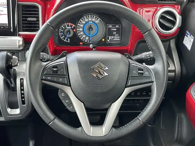 スズキ クロスビー HYBRID MZ 佐賀県 2018(平30)年 4.5万km スーパーブラックパール 3トーンコーディネート ターボ/デュアルセンサーブレーキサポート/リアセンサー/クルーズコントロール/純正8型ナビ/・全方位カメラ/・フルセグTV/BT/CD/DVD/純正16インチAW/LEDヘッドライト/フォグランプ/オートライト/パドルシフト/シートヒーター/ETC/プッシュスタート/アイドリングストップ/スペアキー×１/取扱説明書/保証書