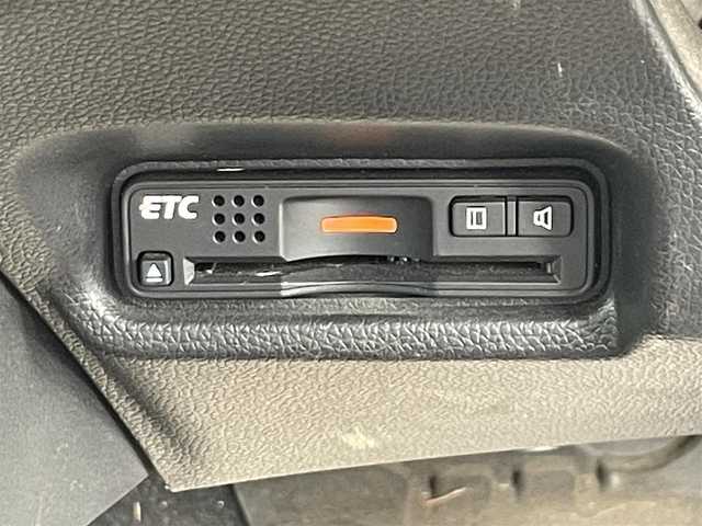 ホンダ フィット ハイブリット Lパッケージ 滋賀県 2013(平25)年 4.1万km ブリリアントスポーティブルーメタリック2トーン 純正ナビ　Bluetooth/CD/DVD/USB/HDMI/バックカメラ/クルーズコントロール/LEDヘッドライト/ビルトインETC/ドライブレコーダー（前方）/ステアリングスイッチ/ハーフレザーシート/合皮シートカバー/ドアバイザー/プッシュスタート/スマートキー/純正フロアマット