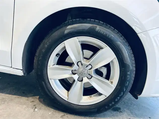 アウディ Ａ１ SB 1．0TFSI スポーツ 大阪府 2018(平30)年 2万km 白 純正ナビ/TV/クリアランスソナー/純正15インチAW/ETC/ドラレコ/シートヒーター