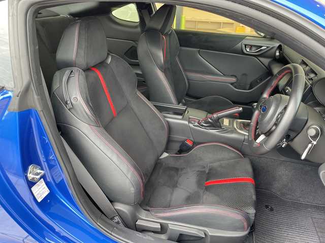 スバル ＢＲＺ S 愛知県 2023(令5)年 2.2万km WRブルーパール 純正ALPINEナビ/シートヒーター/クルーズコントロール/純正アルミホイール/LEDヘッドライト/オートライト/ドライブレコーダー/ETC/フルセグ/CD DVD/Bluetooth/ステアリングスイッチ/スマートキー/プッシュスタート
