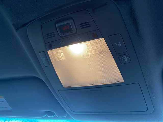 トヨタ クラウン アスリート i－Four ナビパッケージ 新潟県 2008(平20)年 9.6万km ホワイトパールクリスタルシャイン ４WD/純正HDDナビ/（BT／AM／FM／DVD）/バックカメラ/フルセグTV/パワーシート（運転席＋助手席）/ステアリングスイッチ/クルーズコントロール/オートライト/カーテンエアバッグ/ビルトインETC/保証書/取り扱い説明書/スペアキー