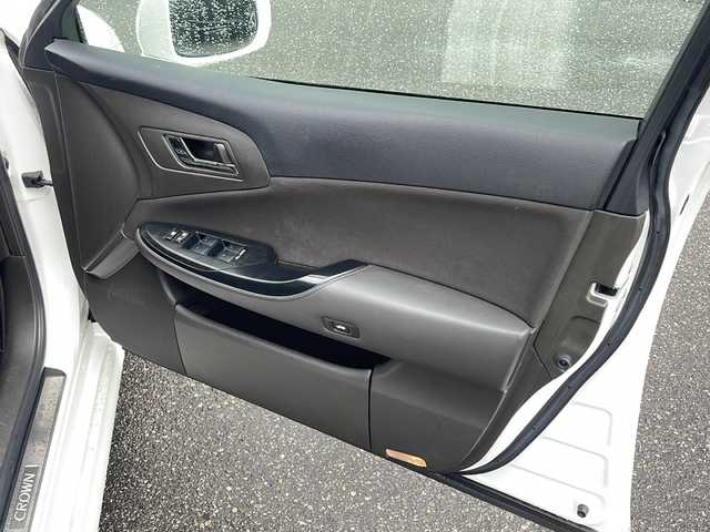 トヨタ クラウン アスリート i－Four ナビパッケージ 新潟県 2008(平20)年 9.6万km ホワイトパールクリスタルシャイン ４WD/純正HDDナビ/（BT／AM／FM／DVD）/バックカメラ/フルセグTV/パワーシート（運転席＋助手席）/ステアリングスイッチ/クルーズコントロール/オートライト/カーテンエアバッグ/ビルトインETC/保証書/取り扱い説明書/スペアキー