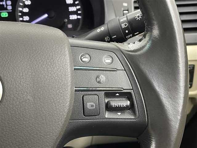 レクサス ＨＳ 250h 熊本県 2017(平29)年 3万km ディープブルーマイカ 純正ナビ　バックカメラ　ベージュ半革レザー　ビルトインＥＴＣ　シートヒーター　クルーズコントロール　ドライブレコーダー　純正アルミホイール　ＬＥＤライト　オートライト　Ｂｌｕｅｔｏｏｔｈ　地デジＴＶ