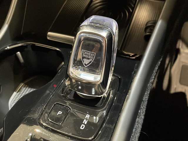 ボルボ ＸＣ４０ T4 AWD インスクリプション 新潟県 2018(平30)年 5万km デニムブルーメタリック インテリセーフ/・衝突回避・軽減フルオートブレーキシステム/・パイロットアシスト/・全車速追従機能付きアダプティブ・クルーズ・コントロール/・衝突時ブレーキ保持機能/・ドライバー・アラート・コントロール/・レーン・キーピング・エイド/・ブラインドスポット・インフォメーション・システム/・急接近車両警告機能/・オートブレーキ機能付クロス・トラフィック・アラート/・ロード・サイン・インフォメーション/・アクティブ・ハイビーム/・ランオフロード・プロテクション/・ランオフロード・ミティゲーション/・オンカミング・レーン・ミティゲーション/・被追突時警告機能/純正9インチタッチスクリーン/・ナビ/フルセグTV/BT/・全方位カメラ/・ETC/・ドライブレコーダー/パワーバックドア/・フットトランクオープナー/革巻きステアリング/・ステアリングヒーター/レザーシート/・シートヒーター(運転席/助手席)/・パワーシート(運転席/助手席)/・メモリシート(運転席)/プッシュスタート/・スマートキー/LEDヘッドライト/・オートライト