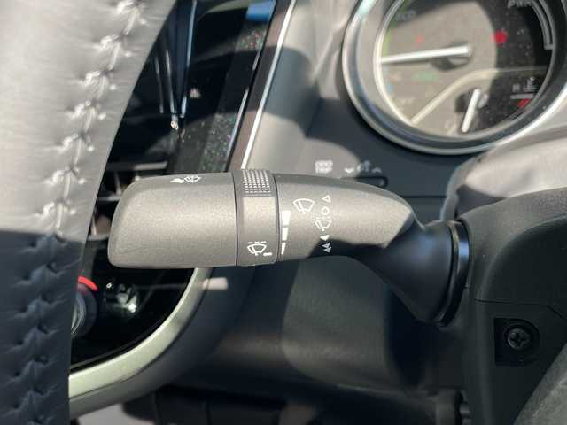 トヨタ カムリ WSレザーパッケージ 愛知県 2023(令5)年 0.7万km アティチュードブラックマイカ トヨタセーフティセンス/純正9型ナビ/全方位カメラ/サンルーフ/レーダークルーズコントロール/シートヒーター/フルセグ/Bluetooth/パワーシート/コーナーセンサー/純正アルミホイール/ブラインドスポットモニター/パドルシフト/インテリジェントミラー/レーンキープアシスト/オートマチックハイビーム/ドライブレコーダー/衝突軽減システム/ETC/スマートキー/プッシュスタート