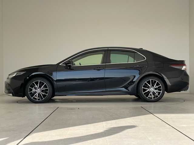 トヨタ カムリ WSレザーパッケージ 愛知県 2023(令5)年 0.7万km アティチュードブラックマイカ トヨタセーフティセンス/純正9型ナビ/全方位カメラ/サンルーフ/レーダークルーズコントロール/シートヒーター/フルセグ/Bluetooth/パワーシート/コーナーセンサー/純正アルミホイール/ブラインドスポットモニター/パドルシフト/インテリジェントミラー/レーンキープアシスト/オートマチックハイビーム/ドライブレコーダー/衝突軽減システム/ETC/スマートキー/プッシュスタート