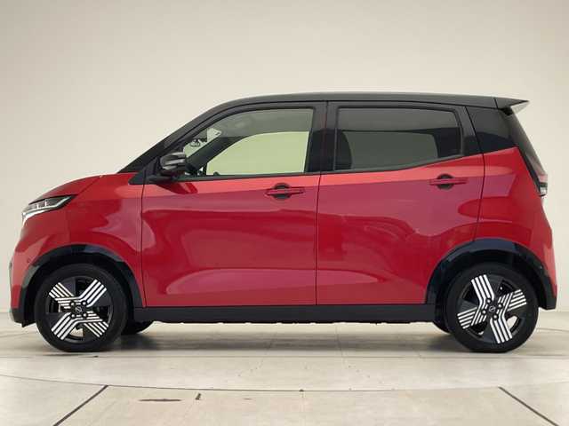 日産 サクラ G 愛知県 2023(令5)年 2.2万km スパークリングレッド/ブラック 純正9型ディスプレイオーディオナビ/全方位カメラ/プロパイロット/レーダークルーズコントロール/シートヒーター/バックカメラ/コーナーセンサー/純正アルミホイール/ETC2.0/インテリジェントミラー/LEDヘッドライト/ステアリングヒーター/レーンキープアシスト/オートマチックハイビーム/ドライブレコーダー/ステアリングスイッチ/スマートキー/プッシュスタート