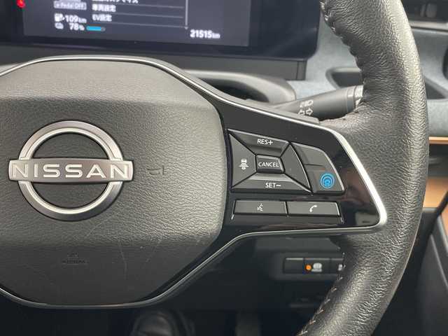 日産 サクラ G 愛知県 2023(令5)年 2.2万km スパークリングレッド/ブラック 純正9型ディスプレイオーディオナビ/全方位カメラ/プロパイロット/レーダークルーズコントロール/シートヒーター/バックカメラ/コーナーセンサー/純正アルミホイール/ETC2.0/インテリジェントミラー/LEDヘッドライト/ステアリングヒーター/レーンキープアシスト/オートマチックハイビーム/ドライブレコーダー/ステアリングスイッチ/スマートキー/プッシュスタート