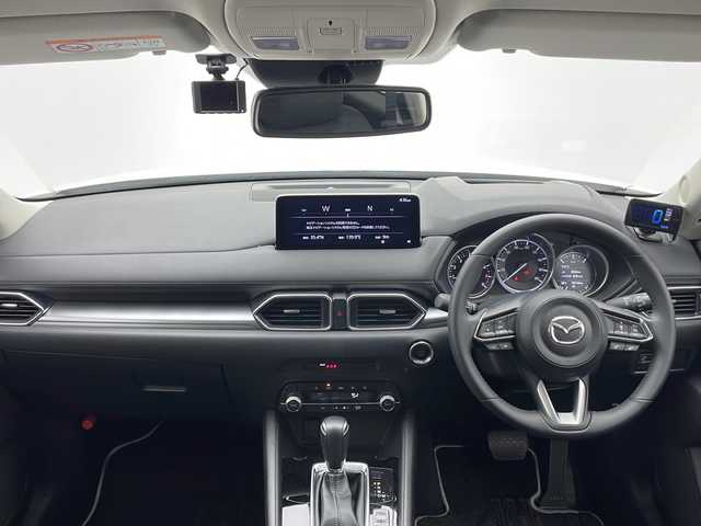 マツダ ＣＸ－５ 20S スマートエディション 千葉県 2022(令4)年 2万km スノーフレイクホワイトパールマイカ ｉＡｃｔｉｖｅｓｅｎｓｅ/純正ナビ（ＢＴ／ＣＤ）/ＥＴＣ/全方位カメラ/純正１７インチＡＷ/純正フロアマット/社外ドラレコ/ＢＳＭ/オートライト/ＬＥＤライト/電子パーキング/ＡＶＨ/HVD/前後コーナーセンサー