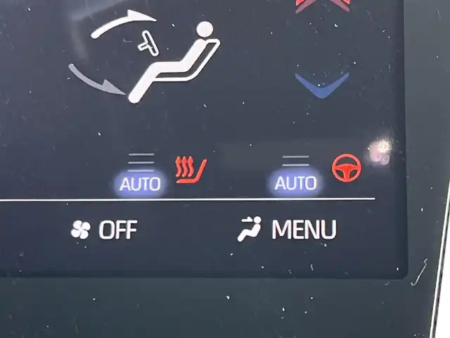 トヨタ クラウン ハイブリッド RS アドバンス 奈良県 2019(令1)年 5.3万km ホワイトパールクリスタルシャイン TRDフルエアロ/純正ナビ/（フルセグ/BT/CD/DVD）/レーダークルーズコントロール/パドルシフト/バックカメラ/ブラインドスポットモニター/前後コーナーセンサー/プリクラッシュセーフティ/レーンキープアシスト/パワーバックドア/ハーフレザー/前席パワーシート/運転席メモリーシート/前席シートヒーター/ステアリングヒーター/3眼LEDヘッドライト/前方ドライブレコーダー/ETC/RAYS19インチAW/取り扱い説明書/スペアキーX1