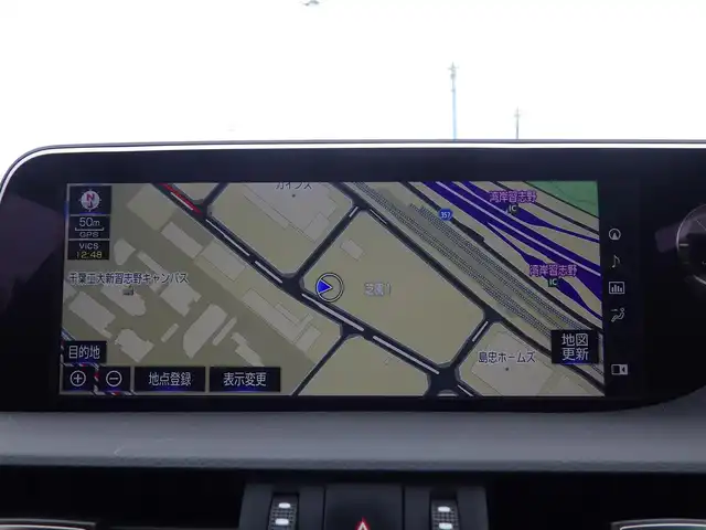 レクサス ＥＳ 300h Fスポーツ 千葉県 2020(令2)年 2.6万km ホワイトノーヴァガラスフレーク Lexus Safety System+/・プリクラッシュセーフティ/・レーンディパーチャーアラート/・オートハイビーム/・レーダークルーズコントロール/・ブラインドスポットモニター/ムーンルーフ/ブラックレザーシート/前席パワーシート/エアシート/シートヒーター/純正ナビ/地デジTV/【DVD/CD再生機能　Bluetooth接続】/パノラミックビューモニター/ドライブレコーダー（前後撮影）/革巻きステアリング/ステアリングスイッチ/パドルシフト/ETC（2.0）/LEDヘッドライト/ウインカーミラー/クリアランスソナー/純正19インチアルミホイル/サイド/カーテンエアバッグ/スマートキー