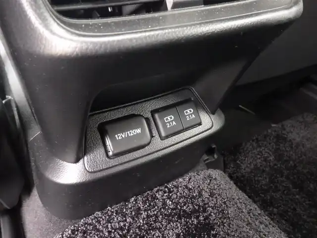 レクサス ＥＳ 300h Fスポーツ 千葉県 2020(令2)年 2.6万km ホワイトノーヴァガラスフレーク Lexus Safety System+/・プリクラッシュセーフティ/・レーンディパーチャーアラート/・オートハイビーム/・レーダークルーズコントロール/・ブラインドスポットモニター/ムーンルーフ/ブラックレザーシート/前席パワーシート/エアシート/シートヒーター/純正ナビ/地デジTV/【DVD/CD再生機能　Bluetooth接続】/パノラミックビューモニター/ドライブレコーダー（前後撮影）/革巻きステアリング/ステアリングスイッチ/パドルシフト/ETC（2.0）/LEDヘッドライト/ウインカーミラー/クリアランスソナー/純正19インチアルミホイル/サイド/カーテンエアバッグ/スマートキー