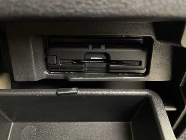 日産 セレナ e－パワー ハイウェイスター V 埼玉県 2021(令3)年 4.8万km ブリリアントホワイトパール 2トーン フリップダウンモニター/全方位カメラ/両側電動スライドドア　/純正ナビ　/プロパイロット　/ブラインドスポットモニター　/パーキングアシスト　/標識認識アシスト　/ビルトインＥＴＣ　/ハンドルヒーター　/前席シートヒーター/ロールサンシェード/ＬＥＤヘッドライト　/フォグランプ/純正フロアマット/純正アルミホイール