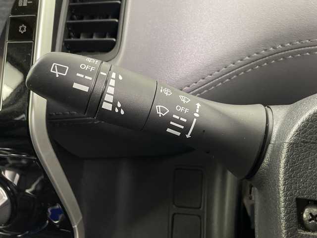 日産 セレナ e－パワー ハイウェイスター V 埼玉県 2021(令3)年 4.8万km ブリリアントホワイトパール 2トーン フリップダウンモニター/全方位カメラ/両側電動スライドドア　/純正ナビ　/プロパイロット　/ブラインドスポットモニター　/パーキングアシスト　/標識認識アシスト　/ビルトインＥＴＣ　/ハンドルヒーター　/前席シートヒーター/ロールサンシェード/ＬＥＤヘッドライト　/フォグランプ/純正フロアマット/純正アルミホイール