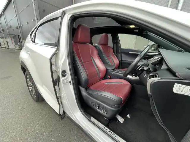 レクサス ＮＸ 300h Fスポーツ 滋賀県 2015(平27)年 8.6万km ソニッククォーツ 純正ナビ/CD/DVD/Bluetooth/フルセグTV/バックカメラ/ETC/レーダークルーズコントロール/レザーシート/シートヒーター/シートベンチレーション/パワーシート/パノラマルーフ/ステアリングヒーター/パワーバックドア/ドアバイザー/フロアマット/純正アルミホイール