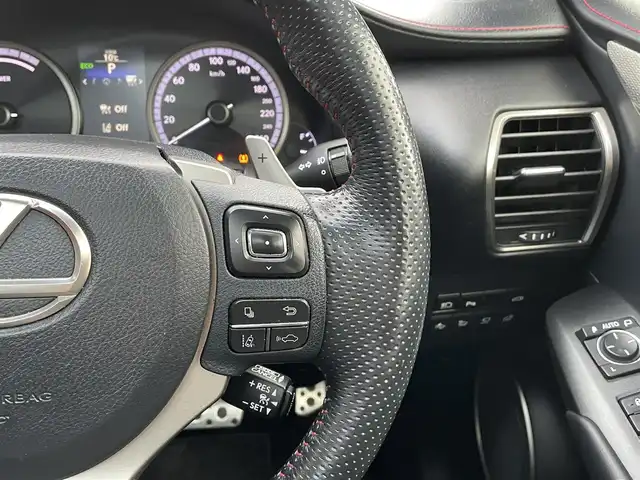 レクサス ＮＸ 300h Fスポーツ 滋賀県 2015(平27)年 8.6万km ソニッククォーツ 純正ナビ/CD/DVD/Bluetooth/フルセグTV/バックカメラ/ETC/レーダークルーズコントロール/レザーシート/シートヒーター/シートベンチレーション/パワーシート/パノラマルーフ/ステアリングヒーター/パワーバックドア/ドアバイザー/フロアマット/純正アルミホイール