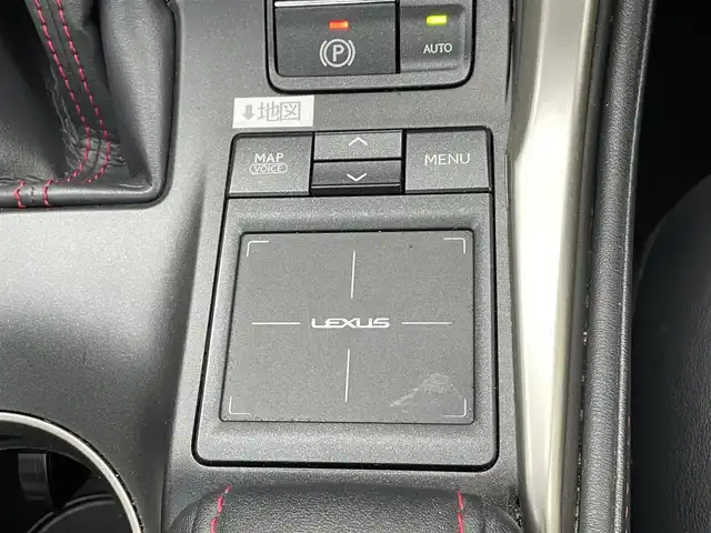 レクサス ＮＸ 300h Fスポーツ 滋賀県 2015(平27)年 8.6万km ソニッククォーツ 純正ナビ/CD/DVD/Bluetooth/フルセグTV/バックカメラ/ETC/レーダークルーズコントロール/レザーシート/シートヒーター/シートベンチレーション/パワーシート/パノラマルーフ/ステアリングヒーター/パワーバックドア/ドアバイザー/フロアマット/純正アルミホイール