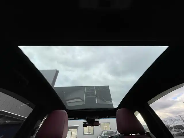 レクサス ＮＸ 300h Fスポーツ 滋賀県 2015(平27)年 8.6万km ソニッククォーツ 純正ナビ/CD/DVD/Bluetooth/フルセグTV/バックカメラ/ETC/レーダークルーズコントロール/レザーシート/シートヒーター/シートベンチレーション/パワーシート/パノラマルーフ/ステアリングヒーター/パワーバックドア/ドアバイザー/フロアマット/純正アルミホイール