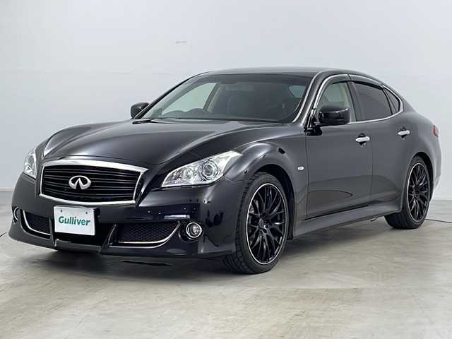 日産 フーガ 370GT FOUR Aパッケージ 道央・札幌 2013(平25)年 6.8万km ガーネットブラック ・４ＷＤ/・純正メーカーナビ＆ＣＤ＆ＢＴ＆フルセグ＆ＭｕｓｉｃＢｏｘ/・ステアリングスィッチ/・クルコン/・寒冷地/・ドアミラーヒーター/・社外レーダー/・ＴＶキャンセラー/・ビルトインＥＴＣ/・スマートキー/・Ｄ／Ｎパワーシート/・ハーフレザーシート/・ＨＩＤヘッドライト/・フォグ/・ＲＡＹＳ２０インチ/・社外ダウンサス/・社外ＡＷ付冬タイヤ積載/・スペアキー