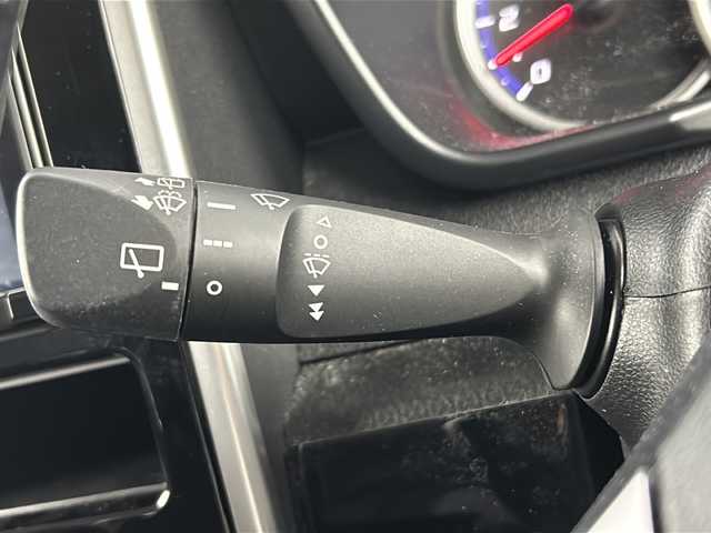 トヨタ タンク カスタムG－T 愛知県 2017(平29)年 4.2万km ブラックマイカ/マゼンダベリーメタリック 純正9インチディーラーナビ/・全方位カメラ/・フルセグTV/・Bluetooth/純正ドライブレコーダー/ビルトインETC2.0/前席シートヒーター/クルーズコントロール/両側パワースライドドア/LEDヘッドライト/スマートキー/プッシュスタート/衝突軽減ブレーキ/レーンキープアシスト/クリアランスソナー/純正フロアマット/アイドリングストップ