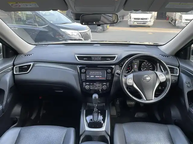 日産 エクストレイル ハイブリッド 20X ブラック エクストリーマーX ブレーキ 大阪府 2015(平27)年 10.2万km ダイヤモンドブラック ハイブリッド＆4WD/アラウンドビューモニター/純正ナビ/パワーバックドア/前席シートヒーター/合成皮革シート/ビルトインETC/クルーズコントロール/LEDヘッドライト/オートライト/オートエアコン/スマートキー＆プッシュスタート/パーキングアシスト/社外アルミ＋スタッドレスタイヤ/純正17インチアルミ＋夏タイヤ積み込み/取説（車両・ナビ）＆保証書/スペアスマートキー