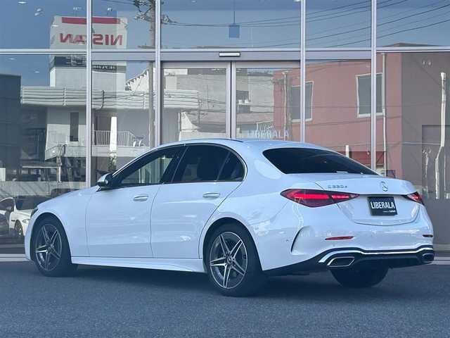 メルセデス・ベンツ Ｍ・ベンツ Ｃ２２０ｄ アバンギャルド　AMGライン 福岡県 2022(令4)年 1.4万km パール 純正ナビ　/３６０°カメラ　/フルセグ　/ＨＵＤ　/ＡＣＣ　/ＢＳＭ　/レーンキープ　/ＬＥＤデジタルライト　/ハーフレザー　/シートヒーター　/パワーシート　/パワートランク　/アンビエントライト　/リアアクスルステアリング