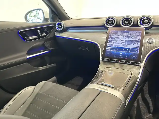 メルセデス・ベンツ Ｍ・ベンツ Ｃ２２０ｄ アバンギャルド　AMGライン 福岡県 2022(令4)年 1.4万km パール 純正ナビ　/３６０°カメラ　/フルセグ　/ＨＵＤ　/ＡＣＣ　/ＢＳＭ　/レーンキープ　/ＬＥＤデジタルライト　/ハーフレザー　/シートヒーター　/パワーシート　/パワートランク　/アンビエントライト　/リアアクスルステアリング