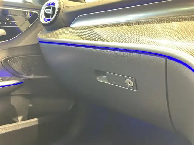 メルセデス・ベンツ Ｍ・ベンツ Ｃ２２０ｄ アバンギャルド　AMGライン 福岡県 2022(令4)年 1.4万km パール 純正ナビ　/３６０°カメラ　/フルセグ　/ＨＵＤ　/ＡＣＣ　/ＢＳＭ　/レーンキープ　/ＬＥＤデジタルライト　/ハーフレザー　/シートヒーター　/パワーシート　/パワートランク　/アンビエントライト　/リアアクスルステアリング
