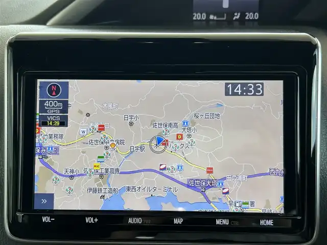 トヨタ ヴォクシー ZS 煌 長崎県 2018(平30)年 8.4万km ブラック/ホワイト ワンオーナー/プッシュスタート/スマートキー/純正SDナビ(FM/AM/フルセグ/SD/BT)/純正フリップダウンモニター/バックカメラ/両側パワスラ/ビルトインETC/ナビ連動型ドラレコ/DUALエアコン/クルーズコントロール/純正フロアマット/ドアバイザー/純正16インチアルミ/ABS/横滑り防止装置/オートライト/アダプティブハイビーム/SRSダブルエアバッグ/衝突被害軽減ブレーキ/ISOFIX/車輛取扱説明書/ナビ取扱説明書/保証書