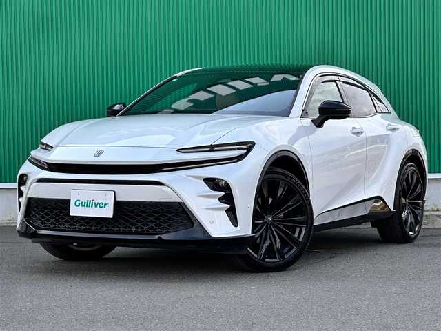 トヨタ クラウン スポーツ Z 宮城県 2024(令6)年 2.5万km プレシャスホワイトパール パノラマルーフ/サンドブラウン内装/サンドブラウン革シート/＝＝＝/セーフティセンス/・プリクラッシュセーフティ/・緊急時操舵支援/・フロントクロストラフィックアラート/・レーンチェンジアシスト/・レーントレーシングアシスト/・レーンディパーチャーアラート/・レーダークルーズコントロール/・アダプティブハイビームシステム/・ロードサインアシスト/・ドライバー異常時対応システム/・プロアクティブドライビングアシスト/・発進遅れ告知機能/トヨタチームメイト/・アドバンストドライブ/・リモート機能付アドバストパーク/パーキングサポートブレーキ/ブラインドスポットモニター/安心降車アシスト/ヘッドアップディスプレイ/デジタルインナーミラー/パノラミックビューモニター/12.3インチディスプレイオーディオ/・コネクティッドナビ/・フルセグTV/・AppleCarPlay/AndroidAuto/ETC2.0/ドライブレコーダー/ハンズフリーパワーバックドア/ステアヒーター/シートヒーター/ベンチレーション/パワーシート