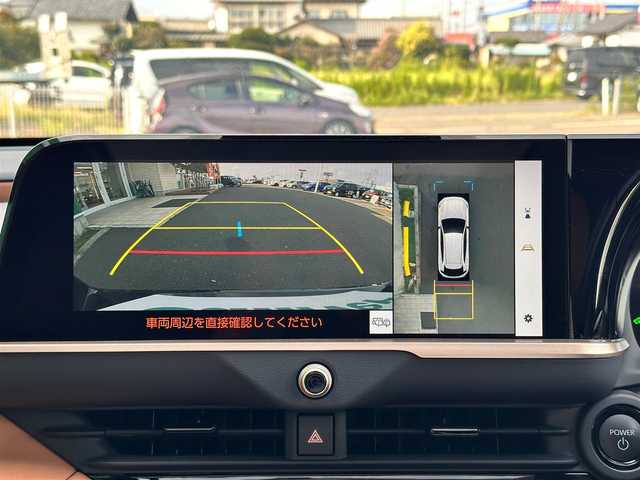 トヨタ クラウン スポーツ Z 宮城県 2024(令6)年 2.5万km プレシャスホワイトパール パノラマルーフ/サンドブラウン内装/サンドブラウン革シート/＝＝＝/セーフティセンス/・プリクラッシュセーフティ/・緊急時操舵支援/・フロントクロストラフィックアラート/・レーンチェンジアシスト/・レーントレーシングアシスト/・レーンディパーチャーアラート/・レーダークルーズコントロール/・アダプティブハイビームシステム/・ロードサインアシスト/・ドライバー異常時対応システム/・プロアクティブドライビングアシスト/・発進遅れ告知機能/トヨタチームメイト/・アドバンストドライブ/・リモート機能付アドバストパーク/パーキングサポートブレーキ/ブラインドスポットモニター/安心降車アシスト/ヘッドアップディスプレイ/デジタルインナーミラー/パノラミックビューモニター/12.3インチディスプレイオーディオ/・コネクティッドナビ/・フルセグTV/・AppleCarPlay/AndroidAuto/ETC2.0/ドライブレコーダー/ハンズフリーパワーバックドア/ステアヒーター/シートヒーター/ベンチレーション/パワーシート
