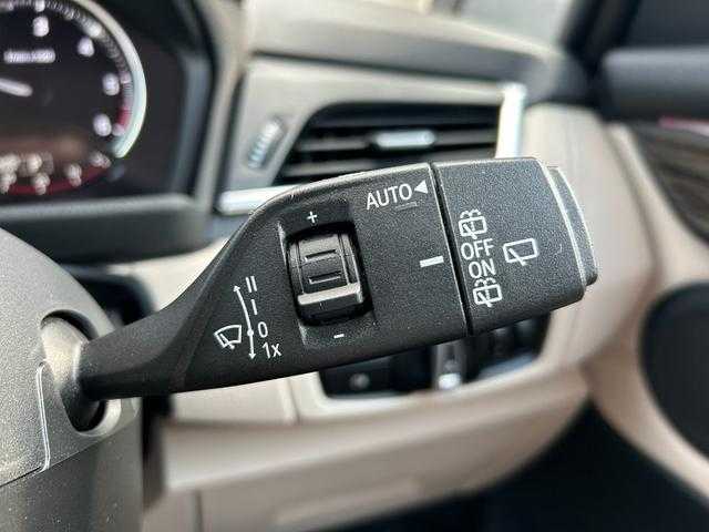 ＢＭＷ ２１８ｄ アクティブツアラー ラグジュアリー 埼玉県 2019(令1)年 3.4万km フラメンコレッド 白革シート/純正HDDナビ/(Bluetooth/USB/フルセグ)/パワーリアゲート/バックカメラ/パワーシート/純正ミラーＥＴＣ/ドライブレコーダー/シートヒーター/オートライト/衝突防止システム/ＬＥＤヘッドランプ