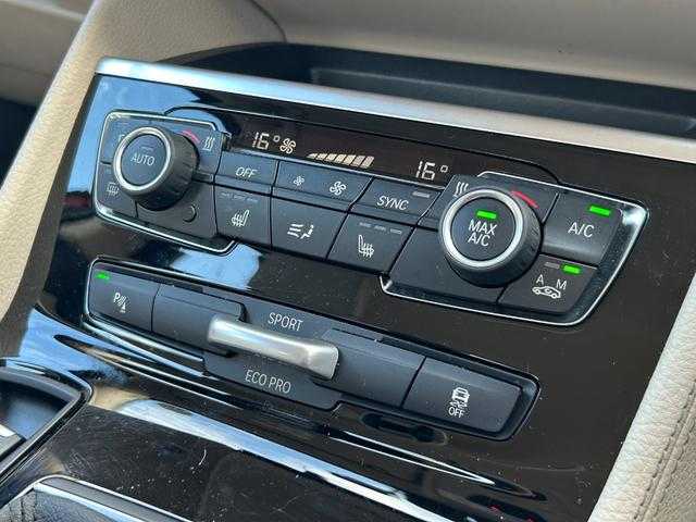 ＢＭＷ ２１８ｄ アクティブツアラー ラグジュアリー 埼玉県 2019(令1)年 3.4万km フラメンコレッド 白革シート/純正HDDナビ/(Bluetooth/USB/フルセグ)/パワーリアゲート/バックカメラ/パワーシート/純正ミラーＥＴＣ/ドライブレコーダー/シートヒーター/オートライト/衝突防止システム/ＬＥＤヘッドランプ