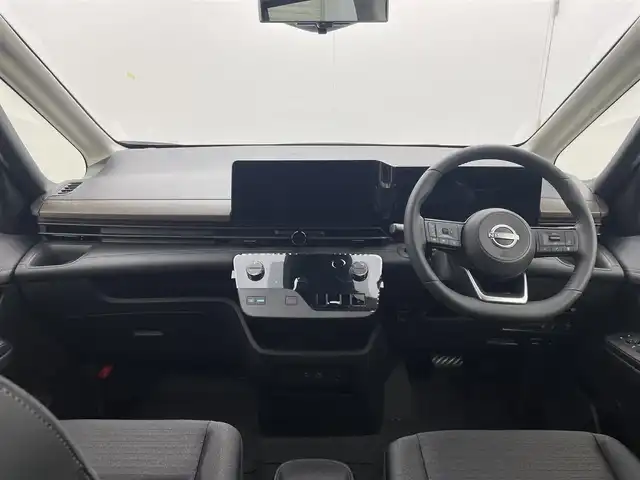 日産 セレナ e－パワー ハイウェイスター V 茨城県 2025(令7)年 0.1千km プリズムホワイト 純正12.3インチナビ/・全方位カメラ/・Bluetooth/・フルセグTV/BSM/プロパイロット/・エマージェンシーブレーキ/・クルーズコントロール/・車線逸脱防止支援システム/後席モニター/ドラレコ/ビルドインETC2.0/WAC/USB入力端子/両側ハンズフリーオートスライドドア/前後コーナーセンサー/純正アルミホイール