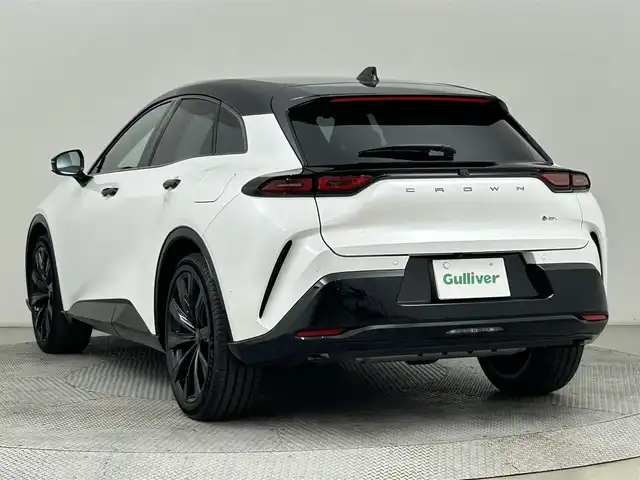 トヨタ クラウン スポーツ Z 道央・札幌 2025(令7)年 0.2万km パールⅡ ・４WD/・メーカーナビ/　BT/USB/フルセグ/miracast/・パノラミックビューモニター/・ビルトインETC2.0/・デジタルインナーミラー/・ワイヤレス充電/・AC100V/1500W/・トヨタセーフティセンス/・レーダークルーズコントロール/・オートハイビーム/・クリアランスソナー/・PCS/・LDA/・BSM/・HUD/・PDA/・RCTA/・PKSB/・SEA/・RCA/・レザーシート/・前席シートヒーター/・前席シートベンチレーション/・LEDヘッドライト/・フォグライト/・オートライト/・プッシュスタート/・スマートキー/・フロアマット