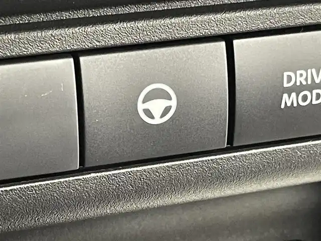 日産 セレナ e－パワー ハイウェイスター V 群馬県 2025(令7)年 0.1千km 白 登録済未使用車　純正１２．３インチメモリナビ　フリップダウンモニター　アラウンドビューモニター　プロパイロット　両側パワースライドドア　ワイヤレス充電器　ＢＳＭ　デジタルインターミラー　ＥＴＣ