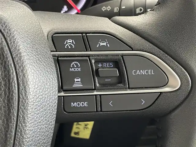 トヨタ ノア S－Z 埼玉県 2023(令5)年 2.6万km ホワイトパールクリスタルシャイン モデリスタエアロ　/純正１０．５インチディスプレイオーディオ　/ CD DVD 地デジTV HDMI/フリップダウンモニター　/バックカメラ/プリクラッシュセーフティ/レーダークルーズコントロール/レーンディパーチャーアラート/ドライブレコーダー　/シートヒーター　/LEDオートライト/オートハイビーム/ビルトインETC2.0