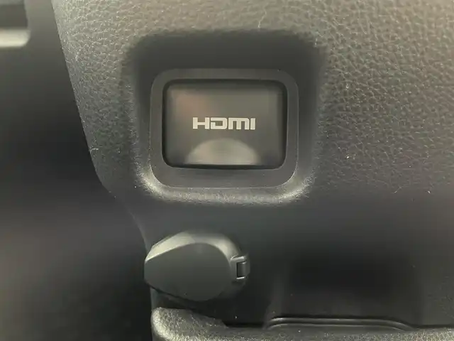 トヨタ ノア S－Z 埼玉県 2023(令5)年 2.6万km ホワイトパールクリスタルシャイン モデリスタエアロ　/純正１０．５インチディスプレイオーディオ　/ CD DVD 地デジTV HDMI/フリップダウンモニター　/バックカメラ/プリクラッシュセーフティ/レーダークルーズコントロール/レーンディパーチャーアラート/ドライブレコーダー　/シートヒーター　/LEDオートライト/オートハイビーム/ビルトインETC2.0