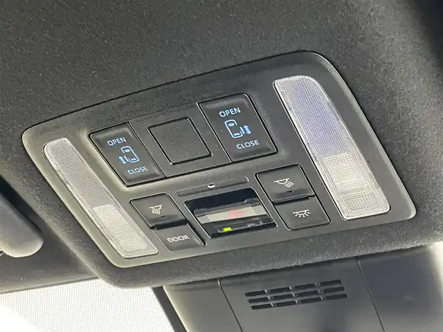 トヨタ ノア S－Z 埼玉県 2023(令5)年 2.6万km ホワイトパールクリスタルシャイン モデリスタエアロ　/純正１０．５インチディスプレイオーディオ　/ CD DVD 地デジTV HDMI/フリップダウンモニター　/バックカメラ/プリクラッシュセーフティ/レーダークルーズコントロール/レーンディパーチャーアラート/ドライブレコーダー　/シートヒーター　/LEDオートライト/オートハイビーム/ビルトインETC2.0