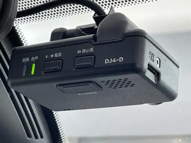 日産 セレナ e－パワー ハイウェイスター V 神奈川県 2020(令2)年 5.1万km ダイヤモンドブラック 純正10型ナビ/両側電動スライドドア/全方位カメラ/ETC/衝突被害軽減ブレーキ/クルーズコントロール/レーンキープアシスト/LEDヘッドライト/クリアランスソナー/電動パーキング/オートホールド/純正アルミホイール