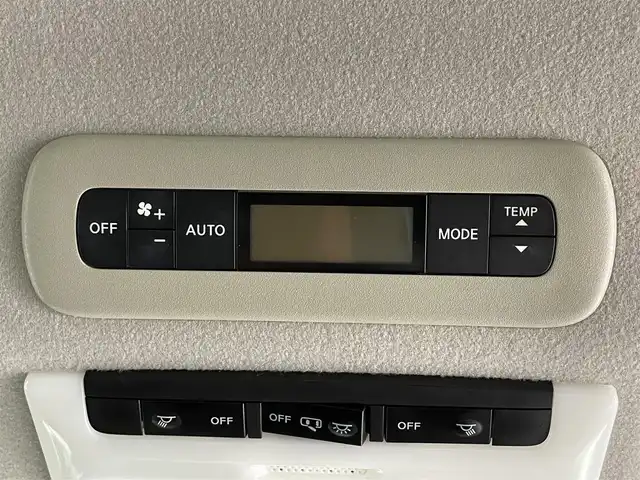 日産 セレナ e－パワー ハイウェイスター V 神奈川県 2020(令2)年 5.1万km ダイヤモンドブラック 純正10型ナビ/両側電動スライドドア/全方位カメラ/ETC/衝突被害軽減ブレーキ/クルーズコントロール/レーンキープアシスト/LEDヘッドライト/クリアランスソナー/電動パーキング/オートホールド/純正アルミホイール