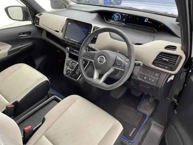日産 セレナ e－パワー ハイウェイスター V 神奈川県 2020(令2)年 5.1万km ダイヤモンドブラック 純正10型ナビ/両側電動スライドドア/全方位カメラ/ETC/衝突被害軽減ブレーキ/クルーズコントロール/レーンキープアシスト/LEDヘッドライト/クリアランスソナー/電動パーキング/オートホールド/純正アルミホイール