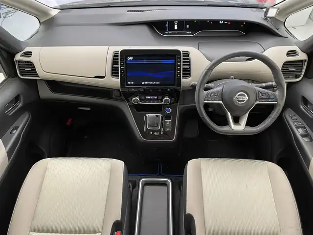 日産 セレナ e－パワー ハイウェイスター V 神奈川県 2020(令2)年 5.1万km ダイヤモンドブラック 純正10型ナビ/両側電動スライドドア/全方位カメラ/ETC/衝突被害軽減ブレーキ/クルーズコントロール/レーンキープアシスト/LEDヘッドライト/クリアランスソナー/電動パーキング/オートホールド/純正アルミホイール