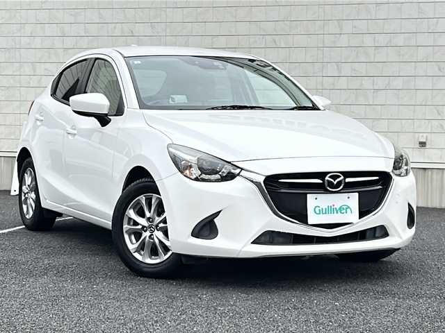 マツダ デミオ 13S Lパッケージ 千葉県 2015(平27)年 4.7万km スノーフレイクホワイトパールマイカ 純正SDナビ/BlueTooth接続/USB接続/バックカメラ/ステアリングスイッチ/ウィンカーミラー/プッシュスタート/ETC/LEDヘッドライト/衝突軽減ブレーキ/スマートキー/純正アルミホイール/純正フロアマット/取扱説明書/保証書